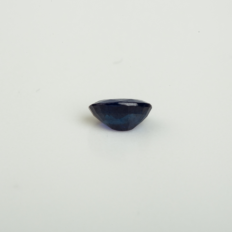 深蓝色蓝宝石刻面戒面-红掌柜