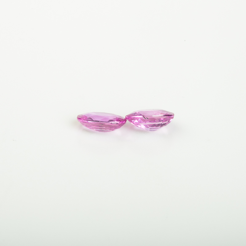 热粉色蓝宝石刻面椭圆戒指-红掌柜