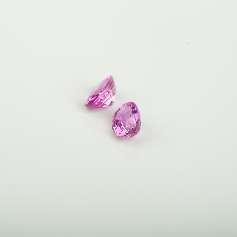 粉色蓝宝石刻面椭圆戒面-红掌柜