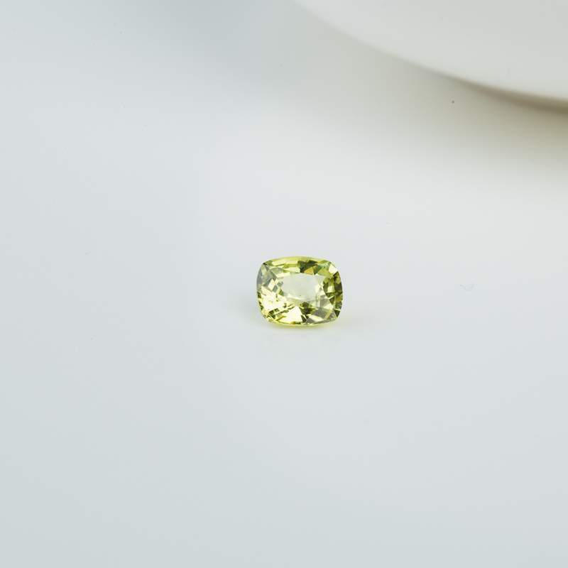 斯里兰卡黄绿色蓝宝石刻面戒面-红掌柜