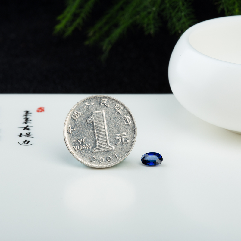 天然斯里兰卡皇家蓝蓝宝石刻面戒面-红掌柜