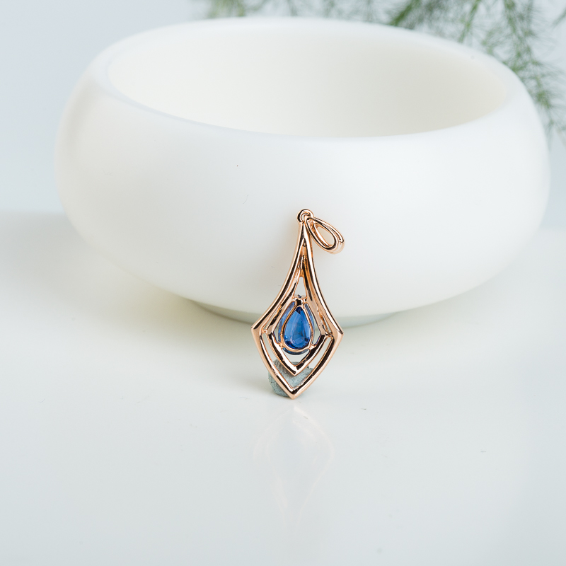 天然皇家蓝蓝宝石吊坠-红掌柜