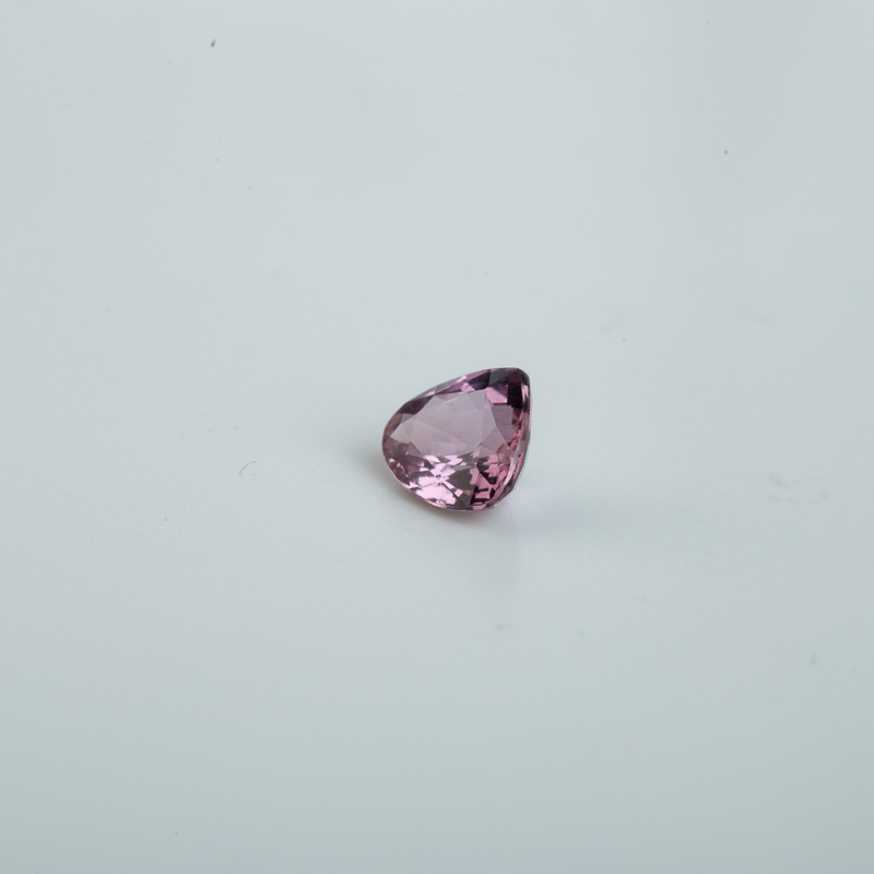 斯里兰卡粉色杏仁状蓝宝石戒面-红掌柜