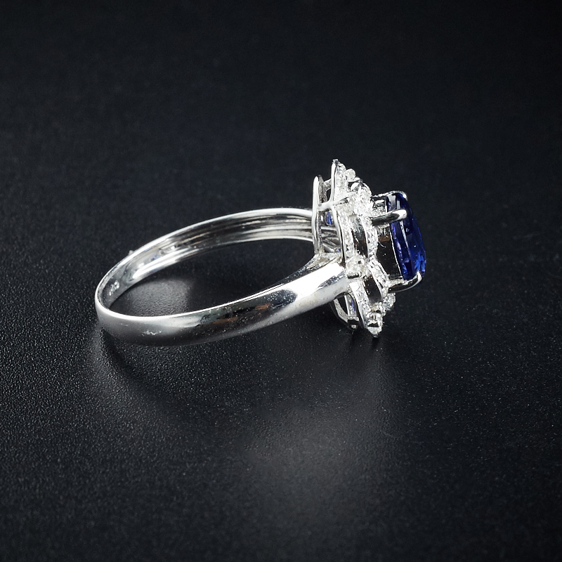 18K金镶钻斯里兰卡蓝宝石戒指-红掌柜