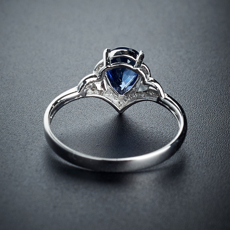 18K金镶钻斯里兰卡蓝宝石戒指-红掌柜