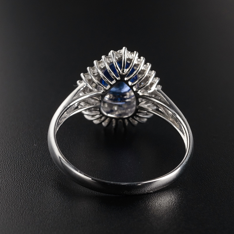 18K金镶钻斯里兰卡蓝宝石戒指-红掌柜