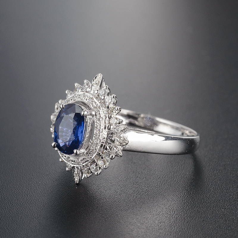 18K金镶钻天然蓝宝石戒指-红掌柜