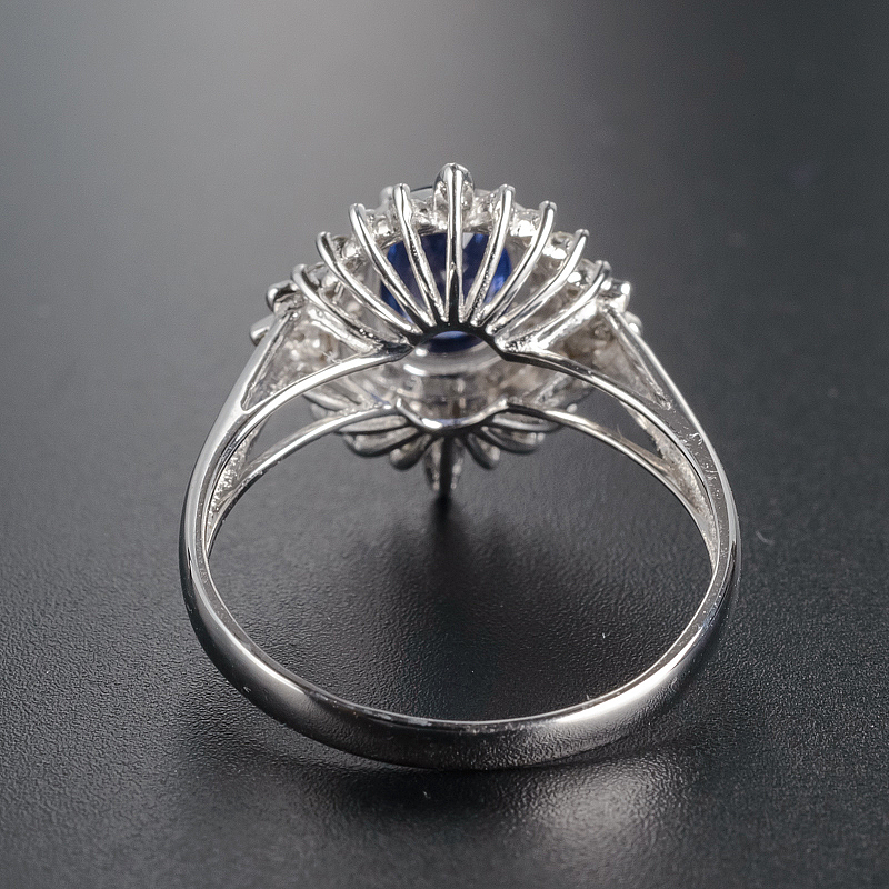 18K金镶钻斯里兰卡蓝宝石戒指-红掌柜