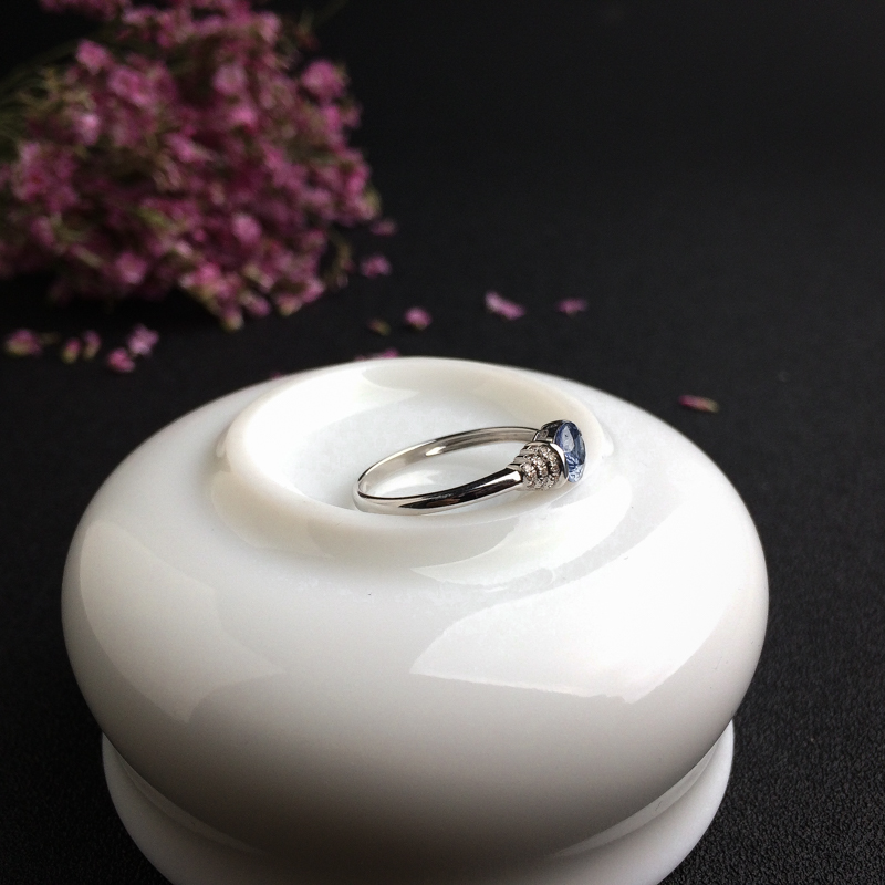 天然18K金镶钻蓝宝石戒指 - 红掌柜