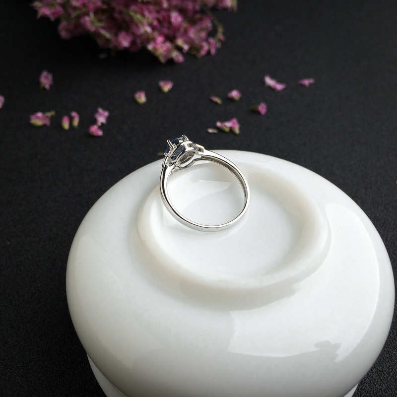 蓝宝石戒指 - 红掌柜