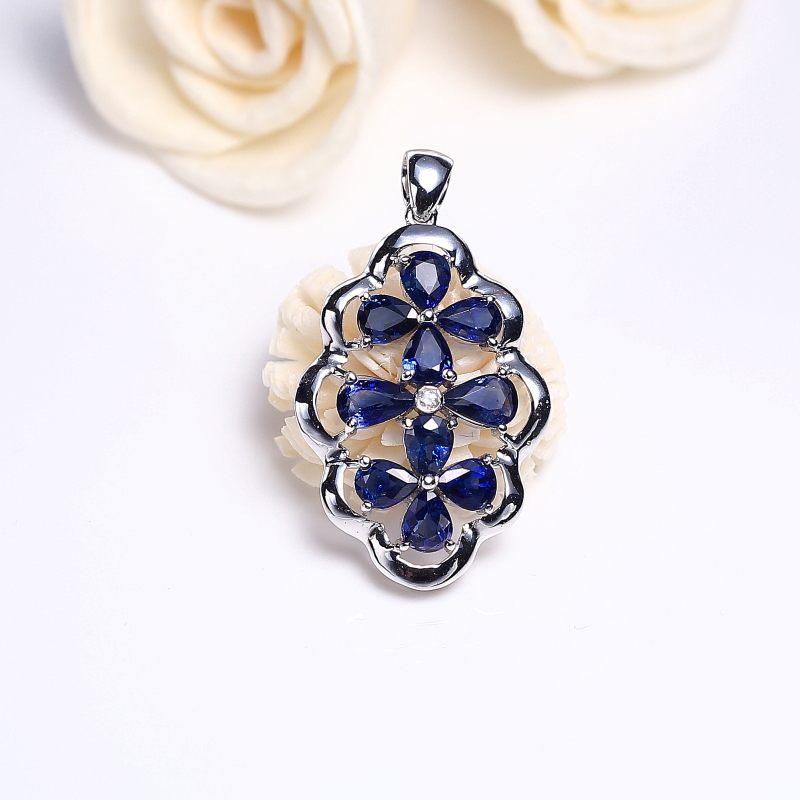 18K金镶钻蓝色蓝宝石吊坠-红掌柜