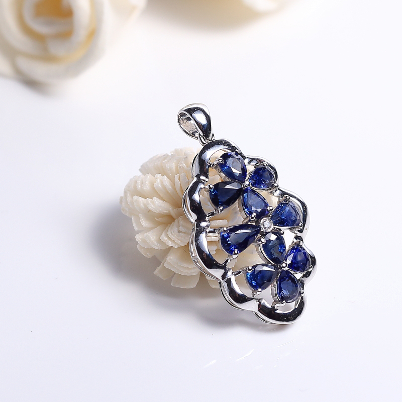 镶钻蓝色蓝宝石吊坠-红掌柜
