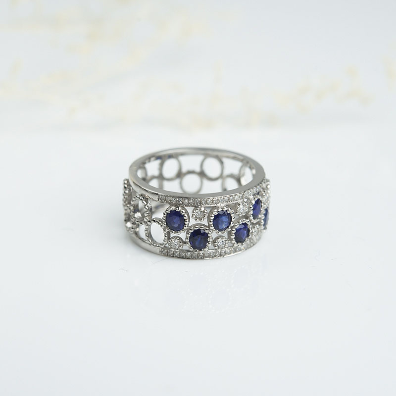 镶钻深蓝色蓝宝石戒指-红掌柜