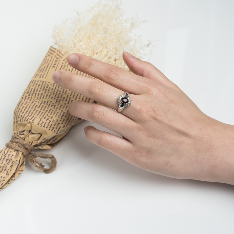 天然红宝石戒指-红掌柜