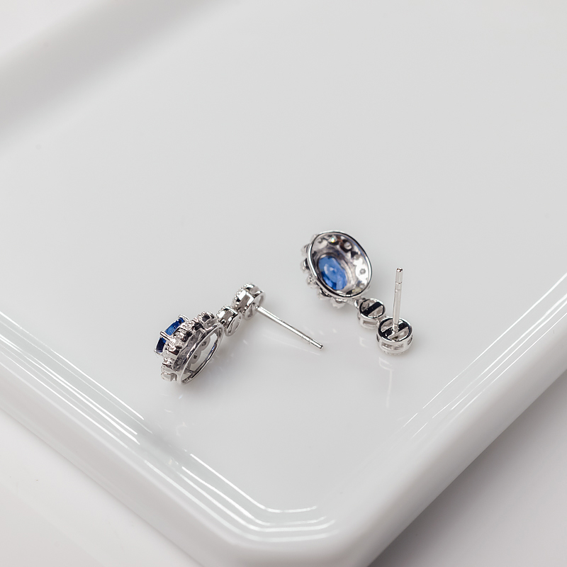 18K金镶钻蓝宝石耳坠-红掌柜