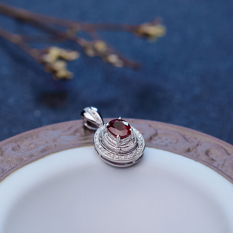 18K红宝石吊坠-红掌柜