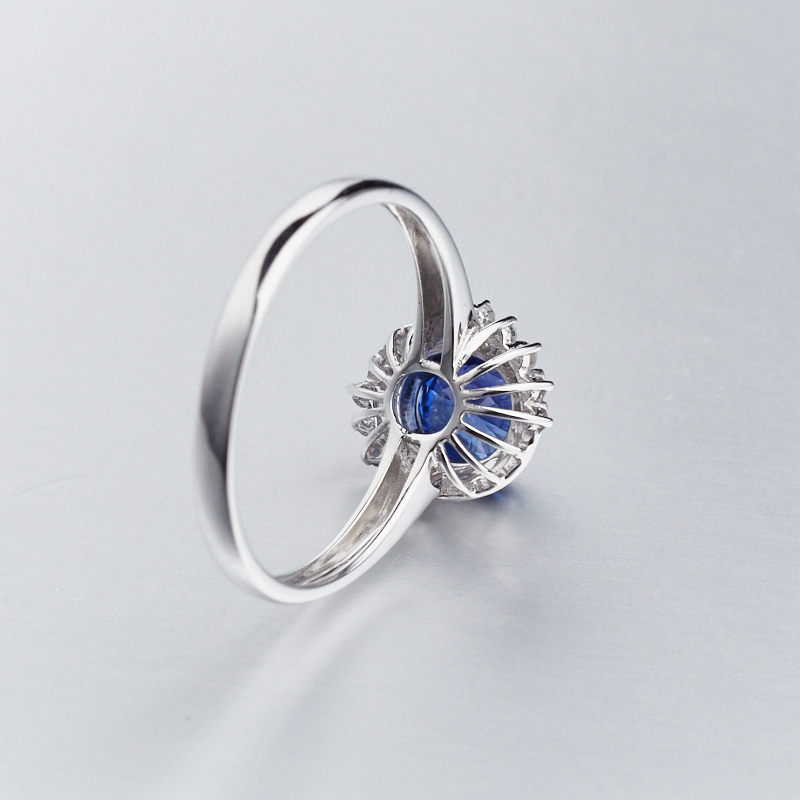 18K金镶钻天然蓝宝石戒指-红掌柜