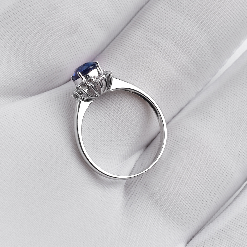 18K金镶钻蓝宝石戒指-红掌柜