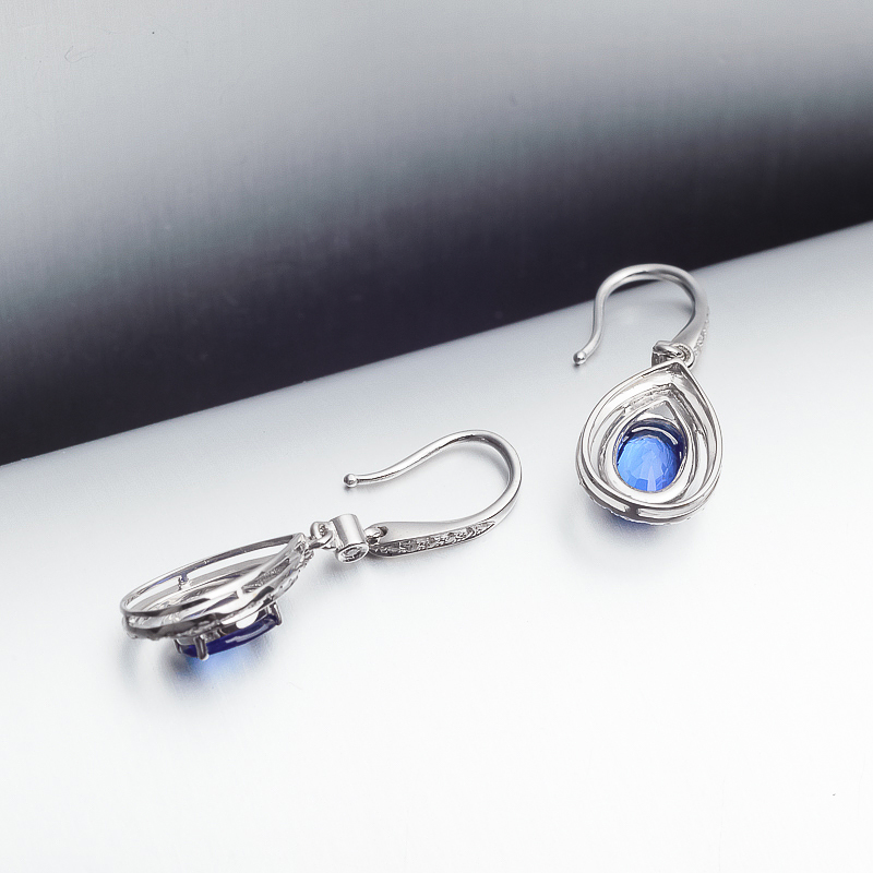 18K金镶钻斯里兰卡蓝宝石戒指-红掌柜