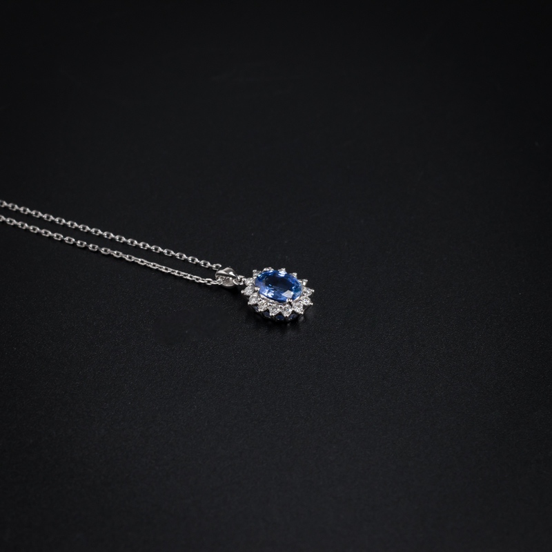 18K金镶钻天然蓝宝石项链-红掌柜