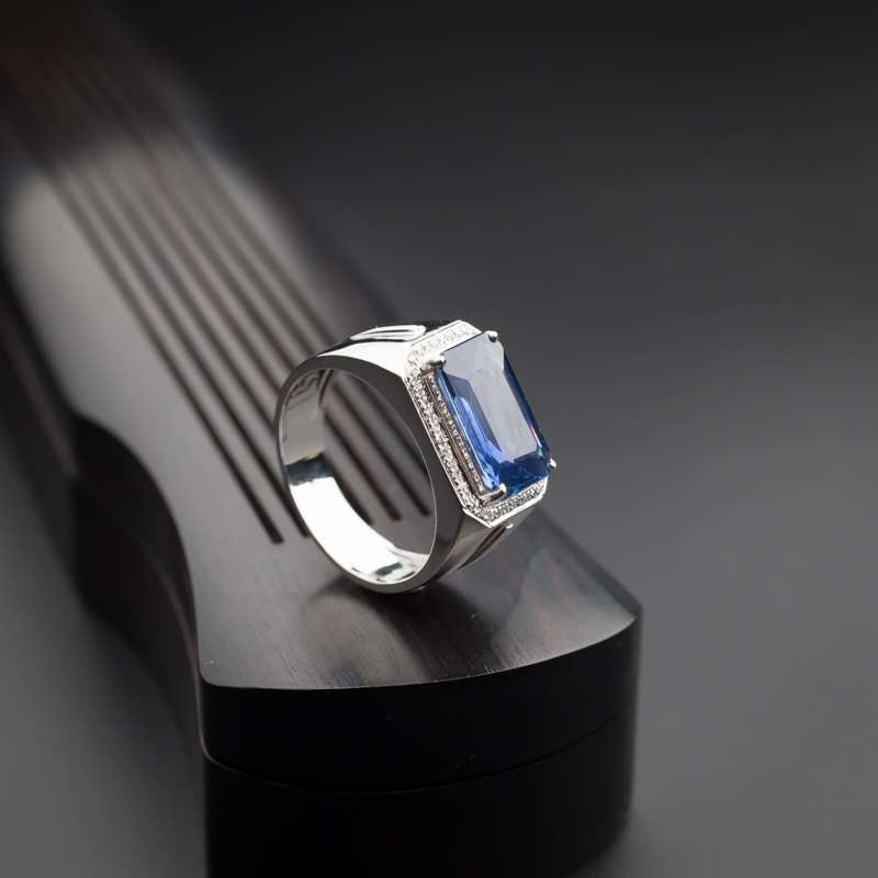 金镶钻蓝宝石-红掌柜