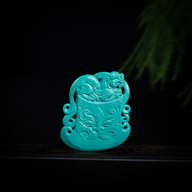 绿松石府上有龙吊坠-红掌柜