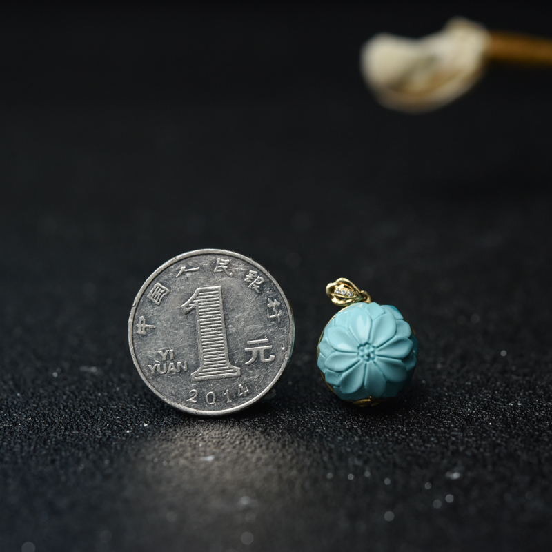 18K金镶高瓷浅蓝绿松石花吊坠-红掌柜