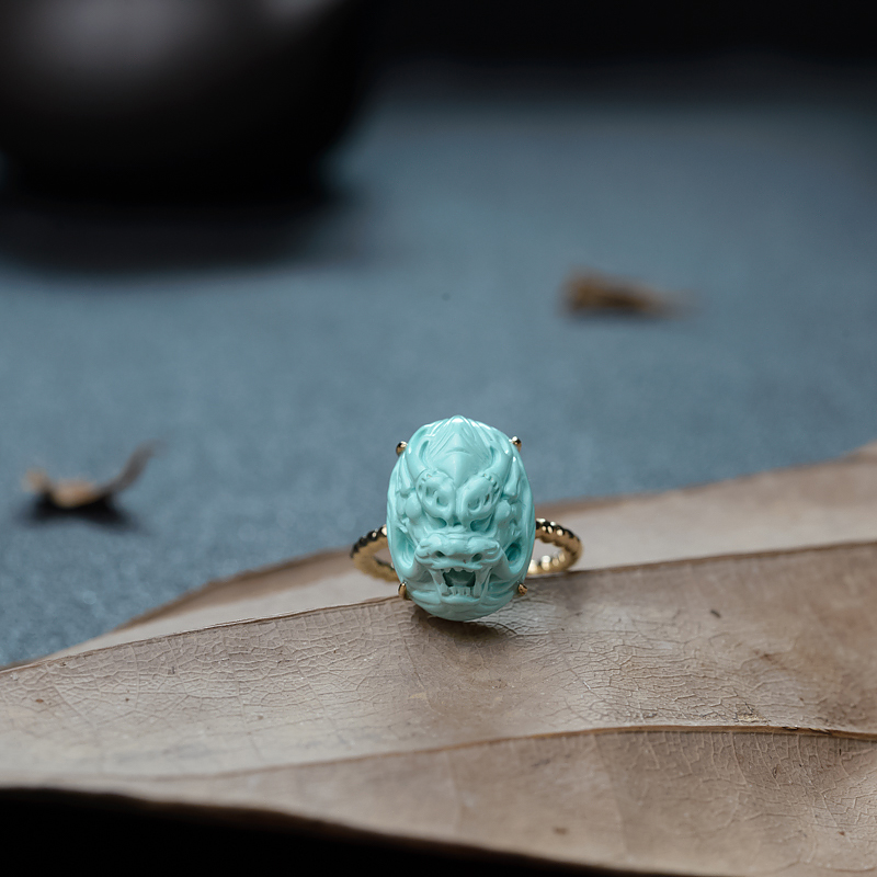18K金镶天然中高瓷蓝绿松石龙头戒指-红掌柜