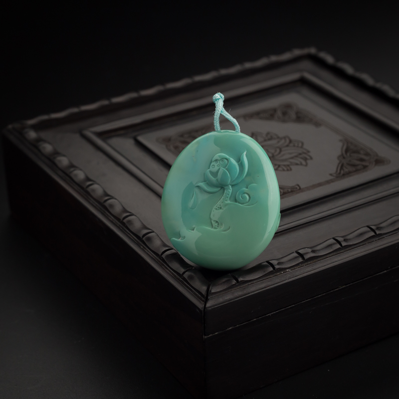 湖北天然绿松石吊坠-红掌柜