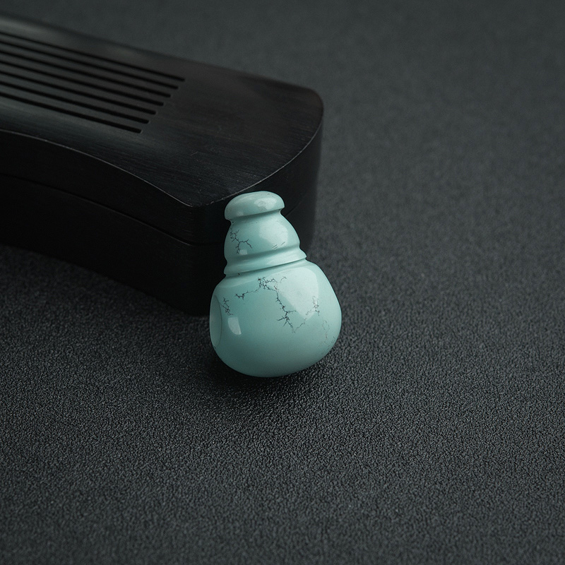 天然高瓷铁线浅蓝绿松石三通-红掌柜