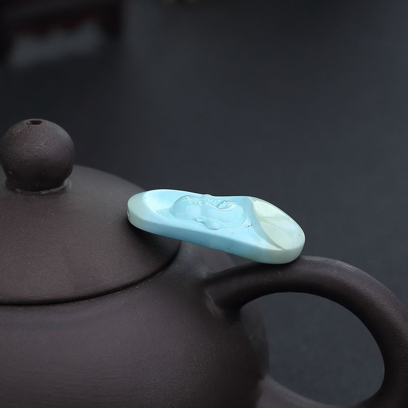 湖北天然高瓷俏色绿松石吊坠-红掌柜