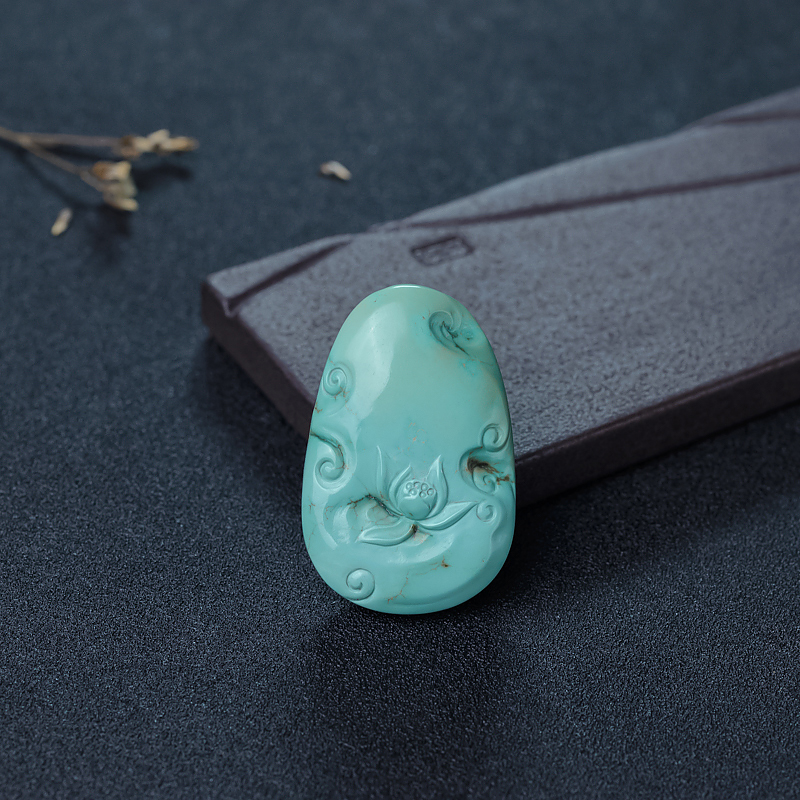 天然中高瓷铁线绿松石观音吊坠-红掌柜