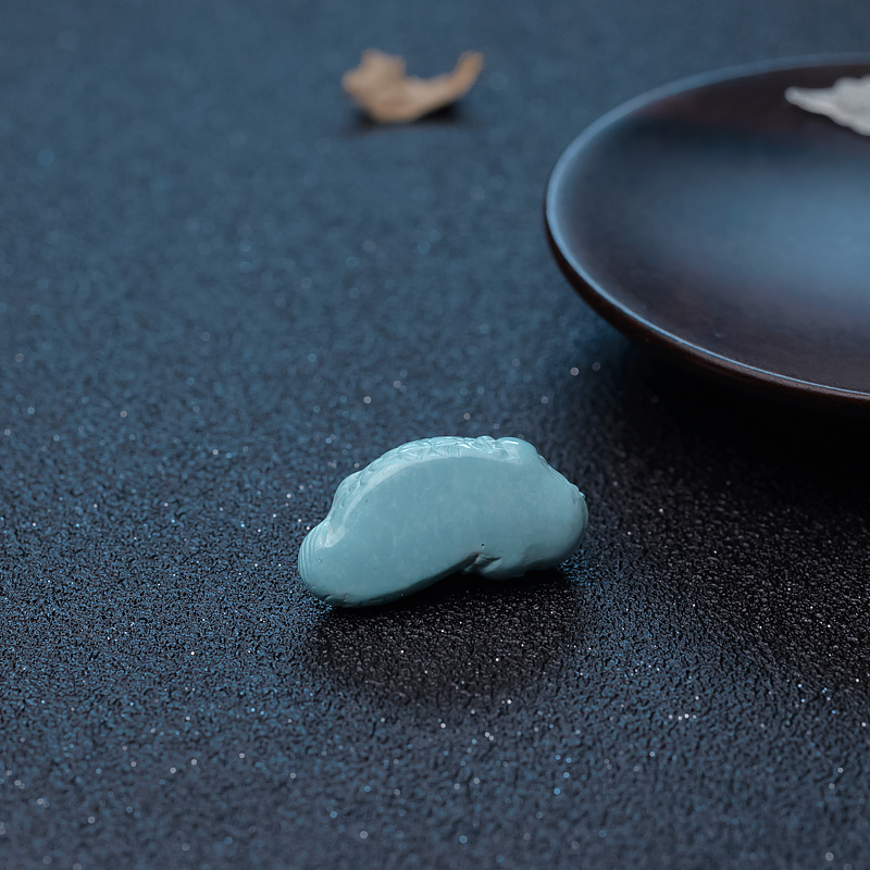 绿松石鱼变龙吊坠-红掌柜