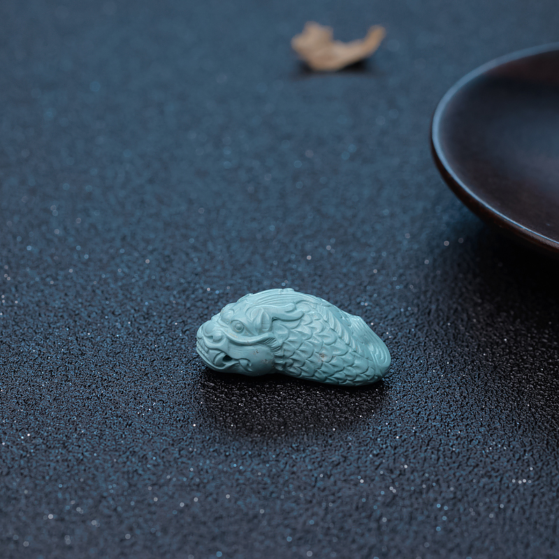 天然绿松石鱼变龙吊坠-红掌柜