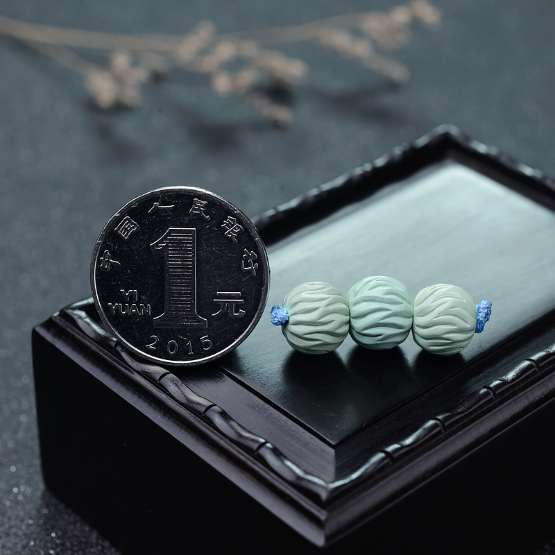 天然绿松石雕刻珠-红掌柜