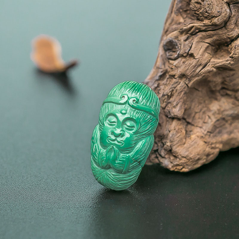 天然高瓷蓝绿绿松石孙悟空背云-红掌柜