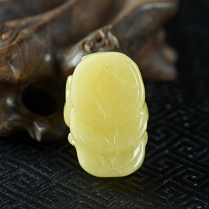 蜜蜡瑞兽挂件-红掌柜