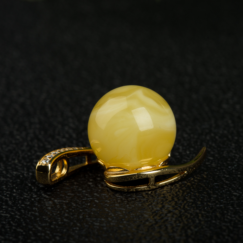 银镶天然鸡油黄蜜蜡吊坠-红掌柜