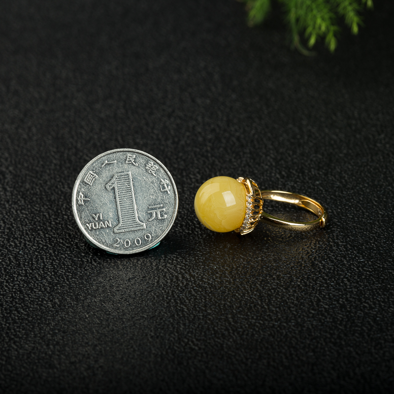 银镶天然波罗的海白花蜜圆珠戒指-红掌柜