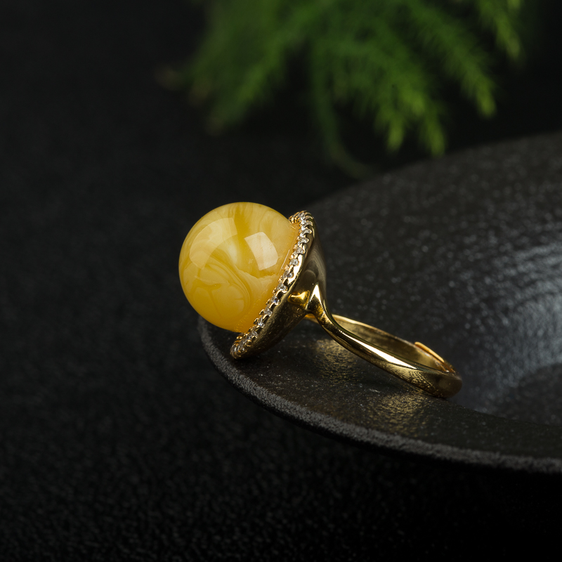 银镶天然波罗的海白花蜜戒指-红掌柜