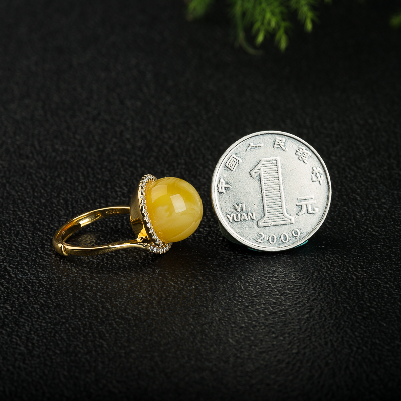 银镶天然波罗的海白花蜜圆珠戒指-红掌柜