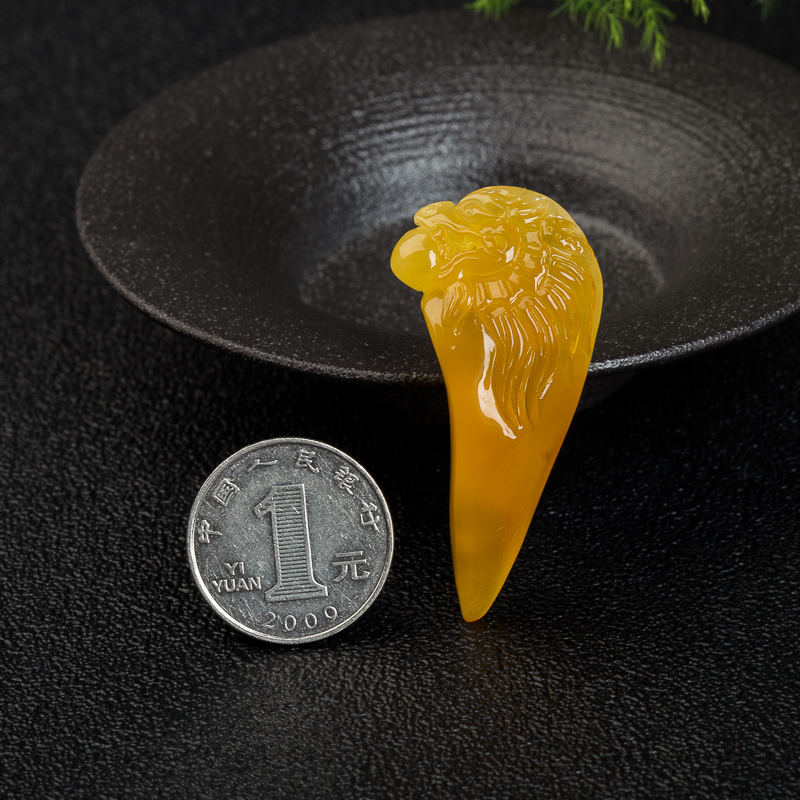 天然蜜蜡龙头狼牙挂坠-红掌柜