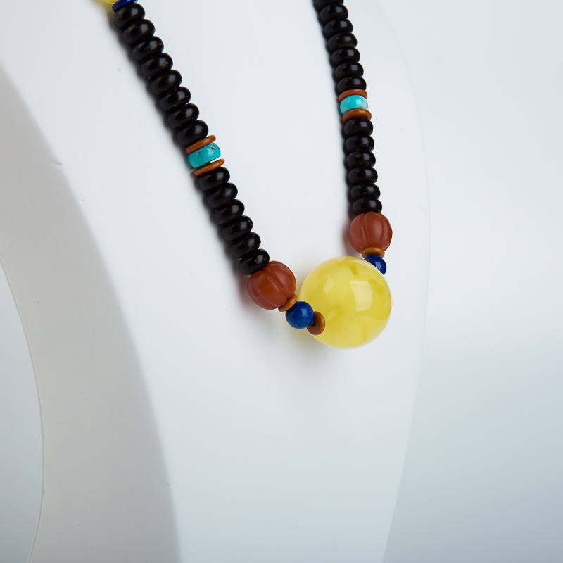 浅黄白花蜜圆珠项链-红掌柜