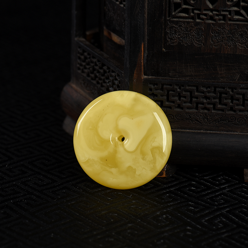 天然波罗的海鸡油黄蜜蜡吊坠-红掌柜