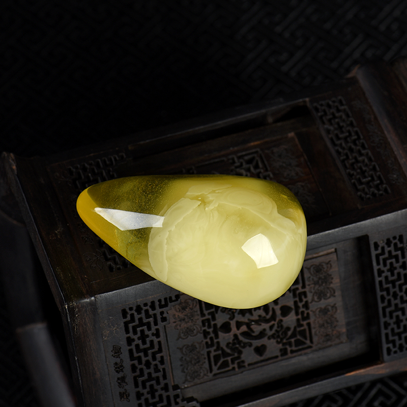 柠檬黄天然金绞蜜随形吊坠-红掌柜