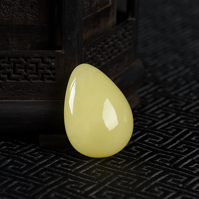 天然柠檬黄蜜蜡随形吊坠-红掌柜