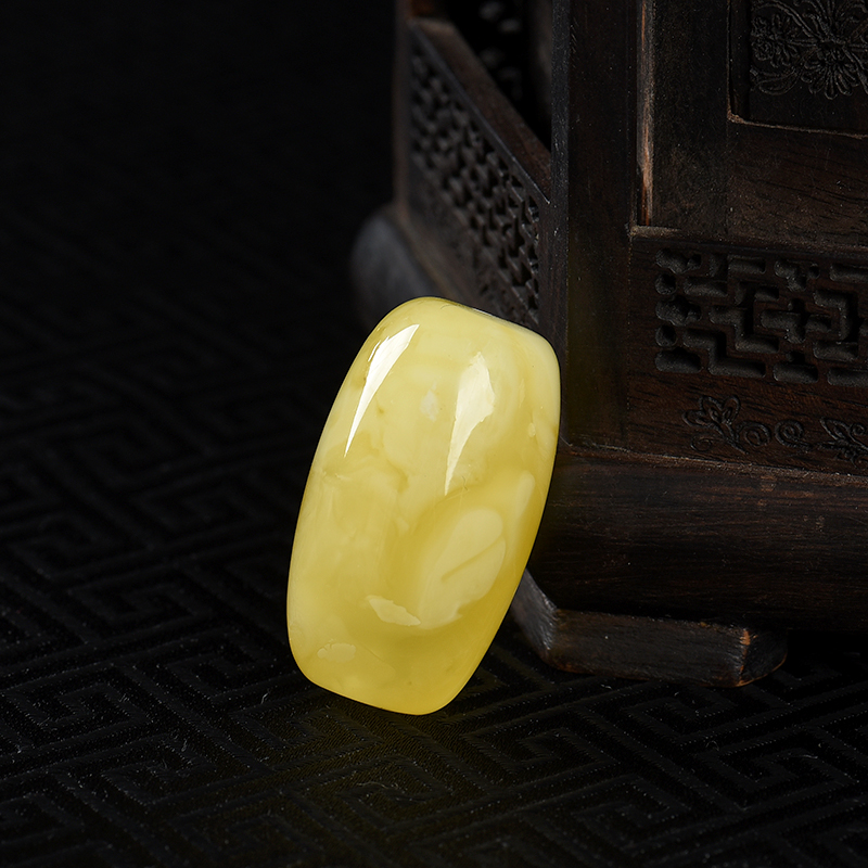 金绞蜜桶珠吊坠-红掌柜