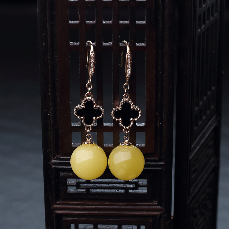 18K金镶鸡油黄蜜蜡圆珠耳坠-红掌柜