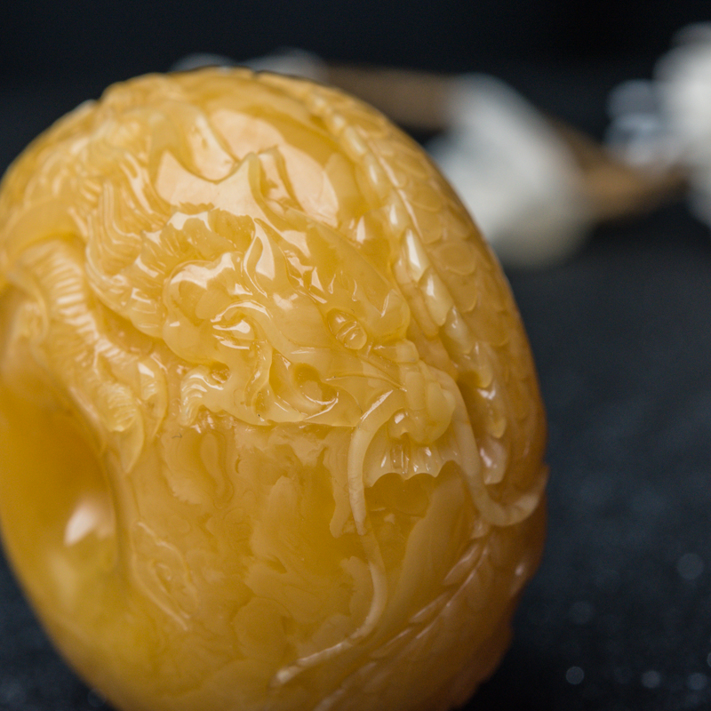 波罗的海鸡油黄蜜蜡龙平安扣吊坠-红掌柜