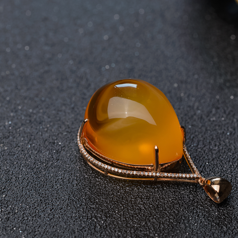 鸡油黄蜜蜡水滴吊坠-红掌柜